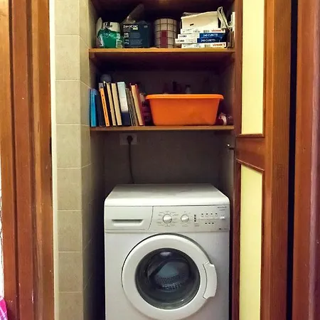 S267 - - Porzione Di Singola Immersa Nel Del Monte Conero